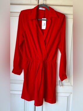 NWT Axara Paris Red Long-Sleeve Dress. Sz Large
